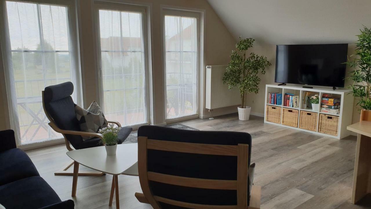 Ferienapartment Wiese & Meer Auf Ruegen Neddesitz Ngoại thất bức ảnh